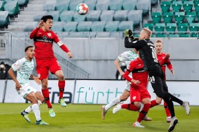 亚博官方网站赛地聚焦：德国杯赛前热度飙升，斯图加特复出首秀，赛场秩序良好，球队文化再被提及的简单介绍