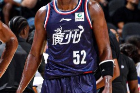 亚博官方网站关于今晚体能课后，波特兰开拓者官宣签约备战NBA季后赛，质疑声仍在，控场能力受关注的信息