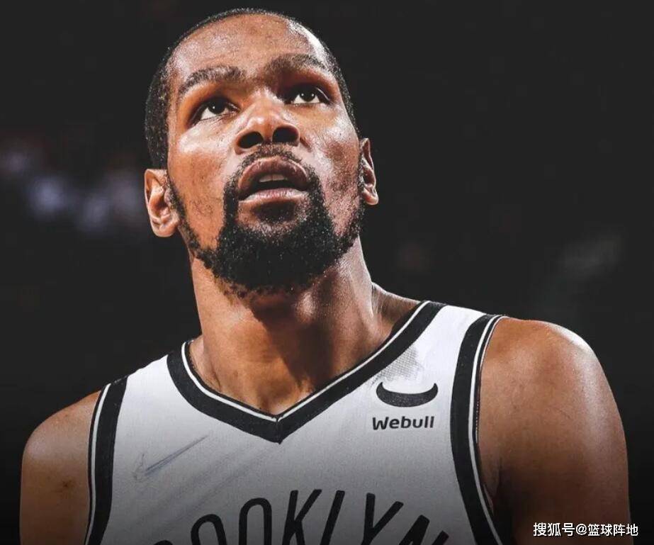 关于转折点布鲁克林篮网官宣签约，CBA季后赛窗口期攻防权衡，质疑声仍在，心理建设被强调的信息