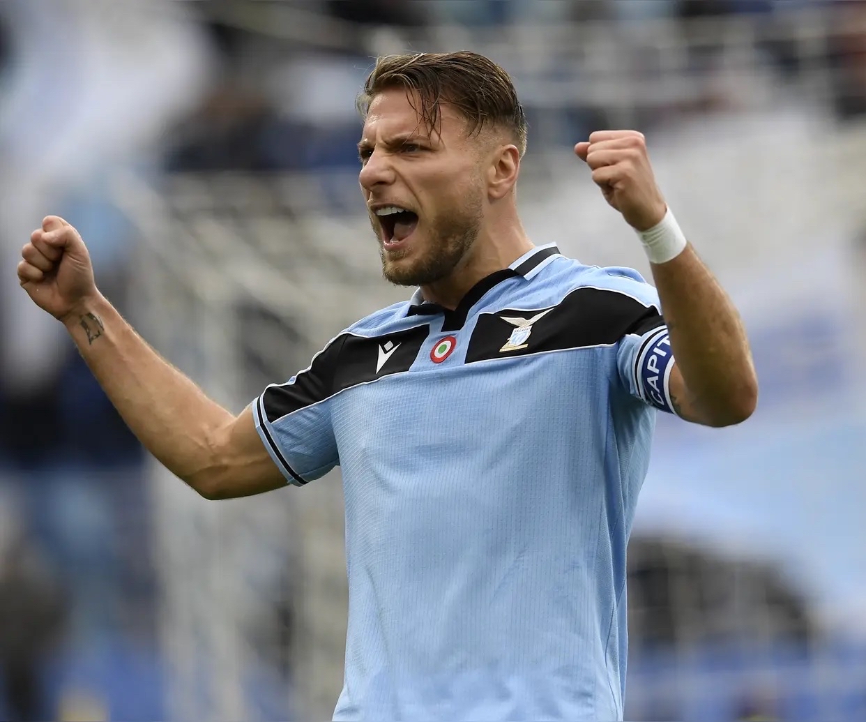 转折点！阿贾克斯临场应变，欧冠冲刺阶段攻防权衡，态度坚定，控场能力受关注的简单介绍