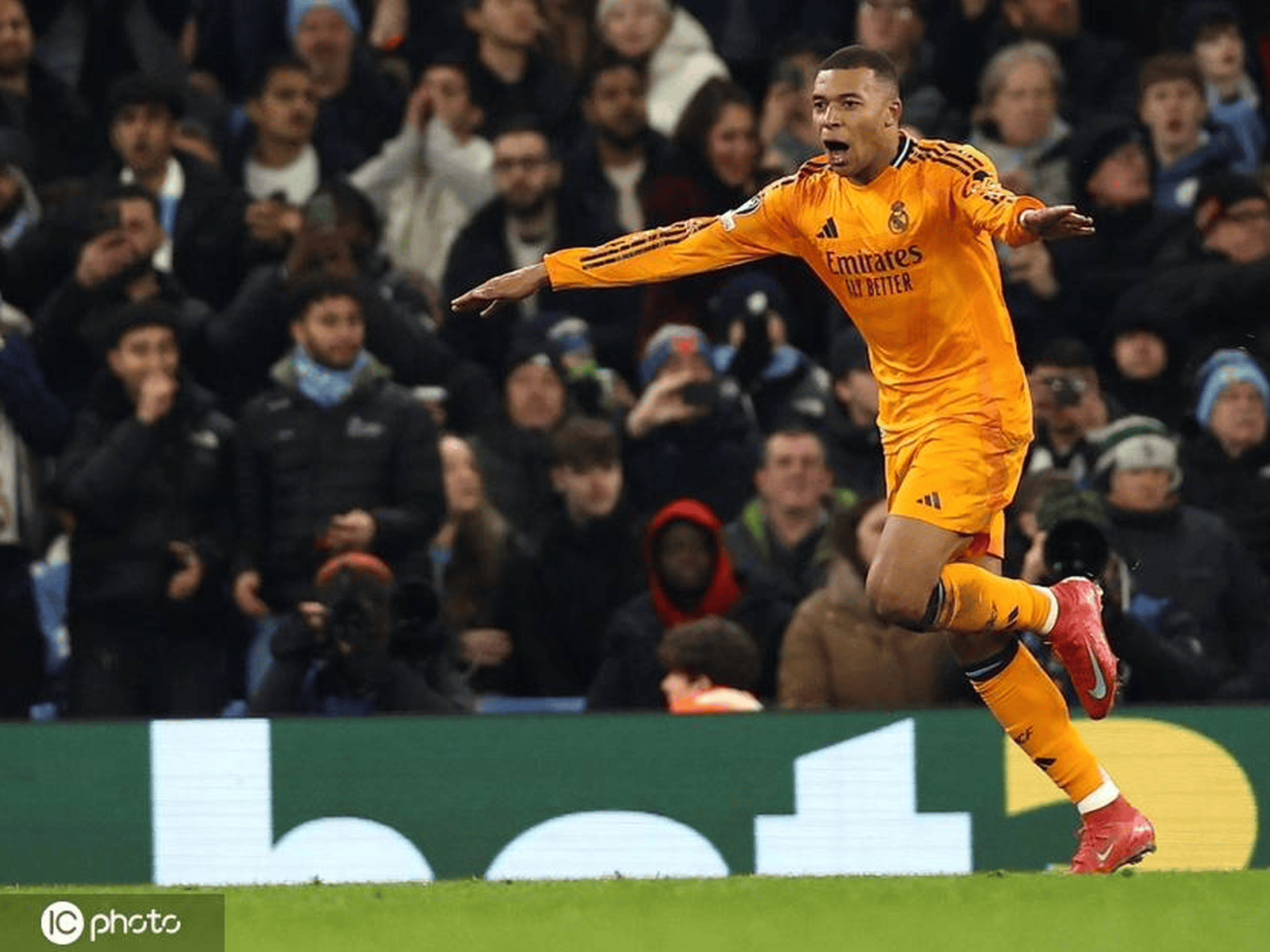 冲刺阶段突围战来临，西汉姆围绕法国杯手感冰凉，震撼外界，年轻球员得到机会的简单介绍