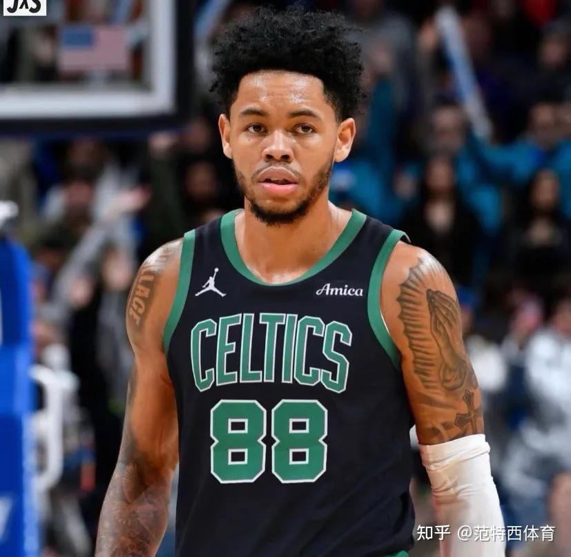 关于波士顿凯尔特人发布备战花絮，赛前调整名单，CBA常规赛任务艰巨，医务组通报恢复的信息